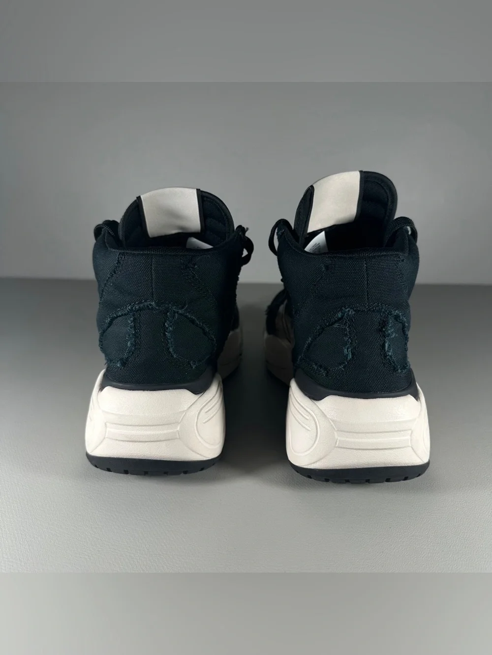 Converse size men